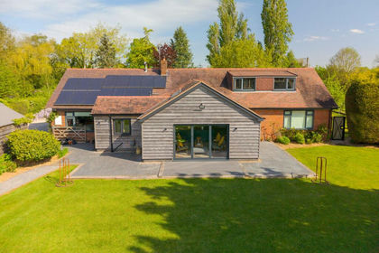 3.3 acres of House with Land for sale in Burland and Acton