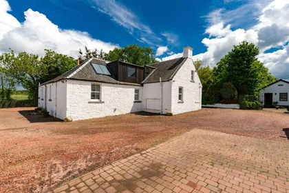 2.5 acres of House with Land for sale in Edinburgh West