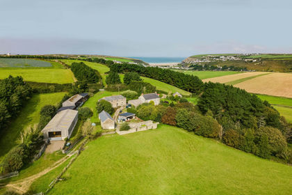167 acres of Agricultural Land for sale in Mawgan-in-Pydar