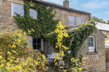 1 acre of Farmhouse for sale in Rochdale
