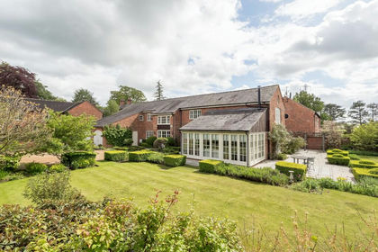 Barn Conversion for sale in Nether Alderley