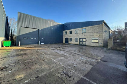 Warehouse for sale in Cirencester