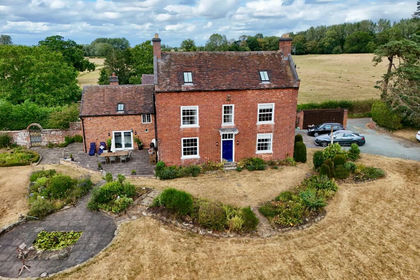 1.2 acres of House with Land for sale in Lapley, Stretton and Wheaton Aston