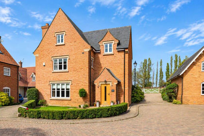 1.6 acres of House with Land for sale in Wysall