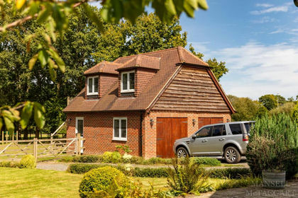 6 acres of House with Land for sale in Burstow