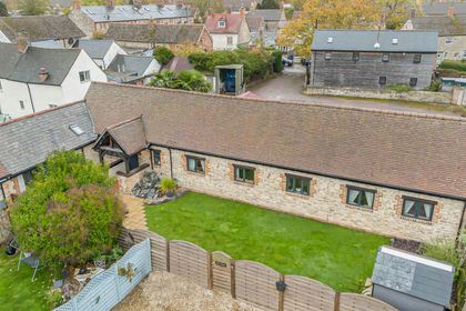 Barn Conversion for sale in Ambrosden