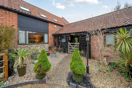 Land for sale in Cringleford