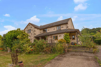 29 acres of Agricultural Land for sale in Llantrisant Fawr