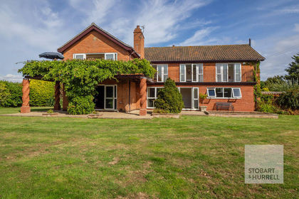 1 acre of House with Land for sale in Hickling