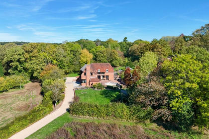 2 acres of House with Land for sale in Michelmersh and Timsbury