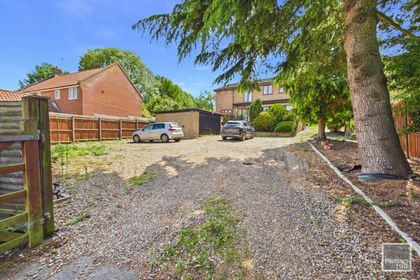1 acre of House with Land for sale in Costessey