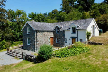 8.6 acres of House with Land for sale in Talsarnau
