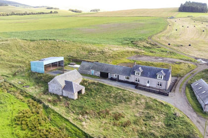 5 acres of Farmhouse for sale in Dumfriesshire, Clydesdale and Tweeddale