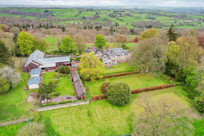 8 acres of House with Land for sale in Tregynon