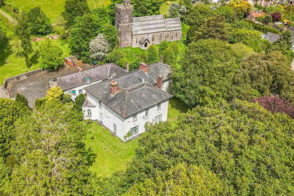 2.9 acres of House with Land for sale in Romansleigh