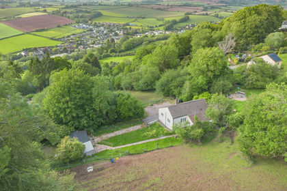 2.7 acres of Cottage for sale in Whitchurch