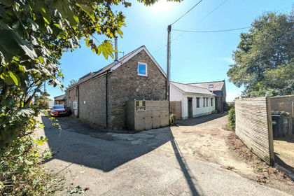 Barn Conversion for sale in St. Goran
