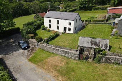 42.3 acres of Agricultural Land for sale in Llanedi