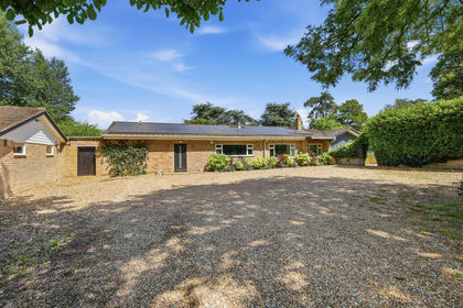 1.3 acres of House with Land for sale in Worlington