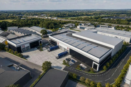 Warehouse for sale in Welwyn Hatfield