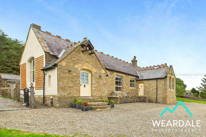 1 acre of House with Land for sale in Stanhope