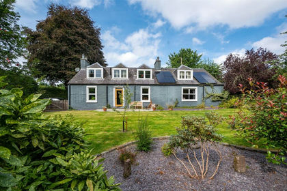 6.3 acres of House with Land for sale in Stirling and Strathallan