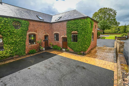 Barn Conversion for sale in Claverley