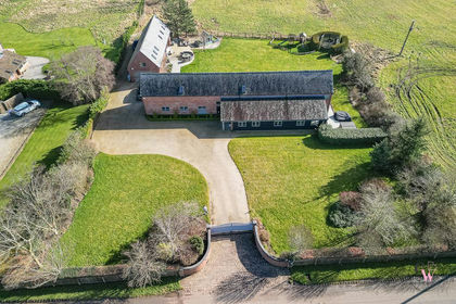 6 acres of Barn Conversion for sale in Newhall