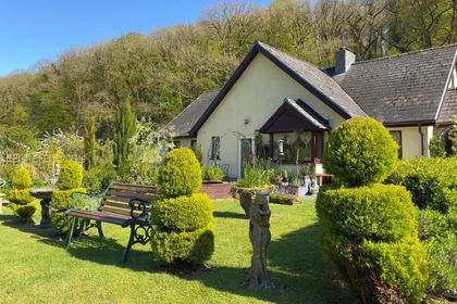 4.5 acres of Smallholding for sale in Eglwyscummin