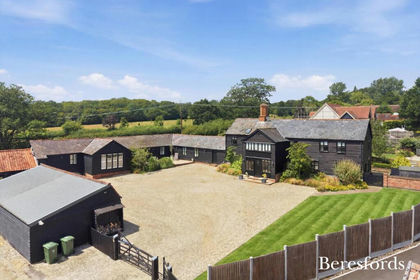 Barn Conversion for sale in Great Easton