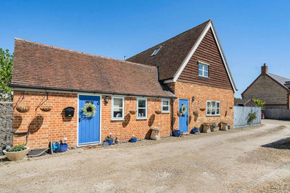 Barn Conversion for sale in Ambrosden