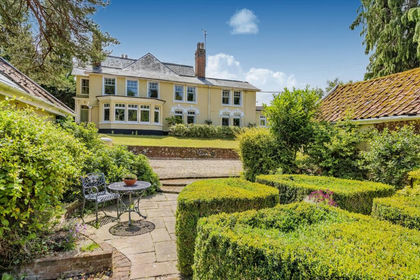 1.7 acres of House with Land for sale in Bildeston