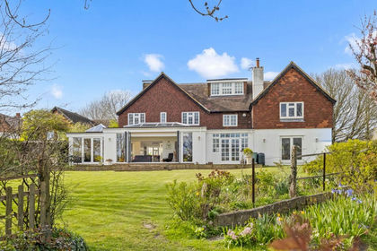 5 acres of House with Land for sale in Rottingdean
