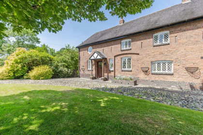 Barn Conversion for sale in Haughton