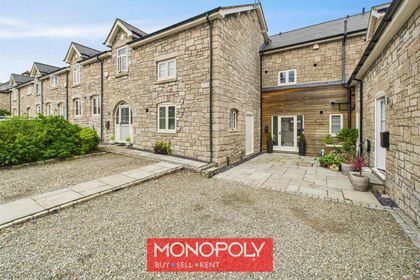 Land for sale in Denbigh