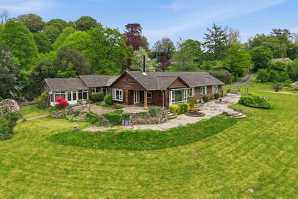 1.5 acres of House with Land for sale in Pen Selwood