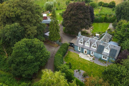 6.3 acres of House with Land for sale in Stirling and Strathallan