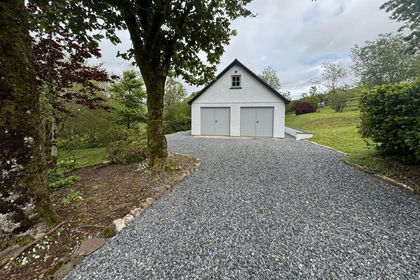1 acre of House with Land for sale in Cyngor Bro Dyffryn Cennen