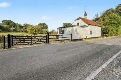 2.4 acres of House with Land for sale in North Waltham