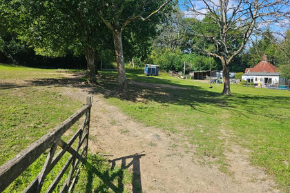 8 acres of House with Land for sale in Dormansland