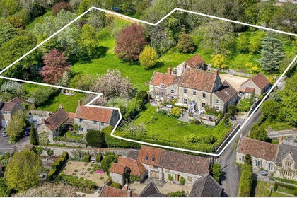 2 acres of House with Land for sale in Pilton