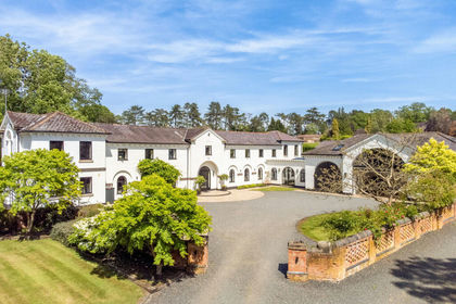 2.9 acres of House with Land for sale in Ullenhall