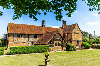 2 acres of Land for sale in Flamstead