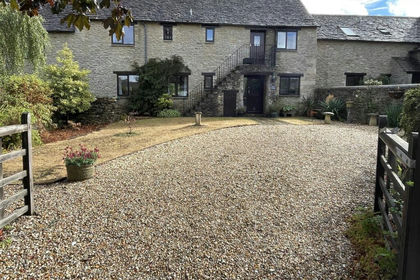 Barn Conversion for sale in Eastleach