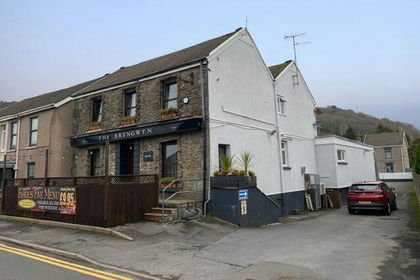 Pub for sale in Llanelli Rural
