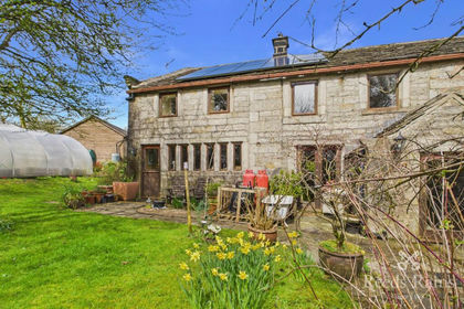 9 acres of House with Land for sale in Blackshaw
