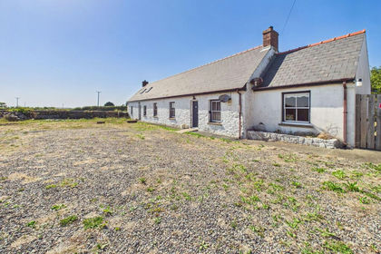 2.5 acres of House with Land for sale in The Havens
