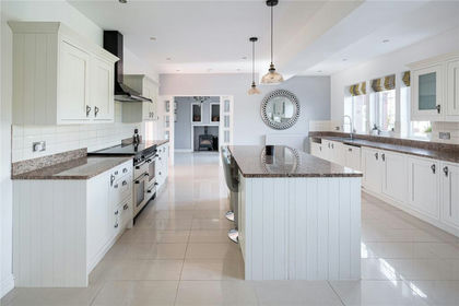 1.3 acres of House with Land for sale in High Peak