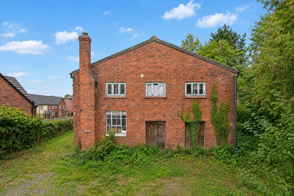 Barn for sale in Ludlow