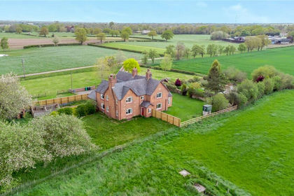 3.7 acres of Farmhouse for sale in Haslington